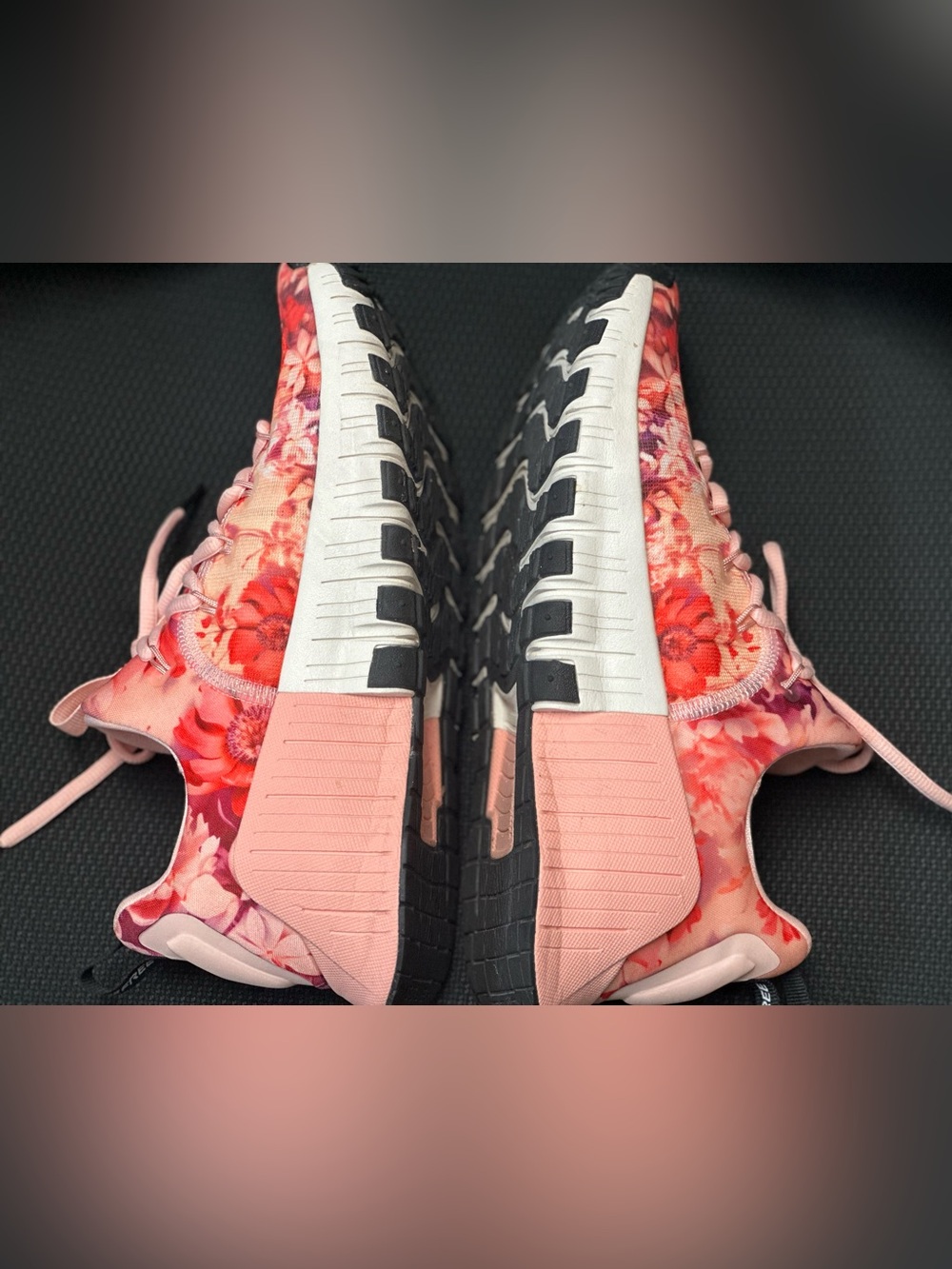 women's 9.5 Nike Pink Floral Athletic Sneakers- Can't Get Them Anywhere But Here - Picture 3 of 7
